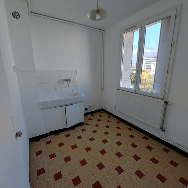 Projet investissement locatif studio 27m2 Grenoble avant travaux